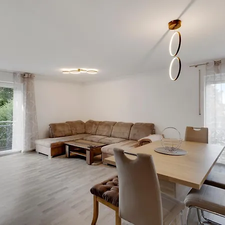 3-bedroom With Garden Near Us Army Gate 1 Appartement *