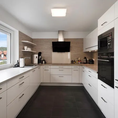3-bedroom With Garden Near Us Army Gate 1 Appartement *