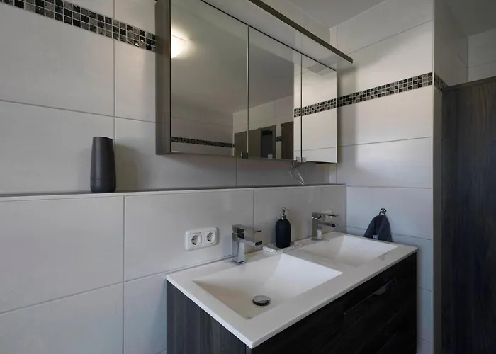 3-bedroom With Garden Near Us Army Gate 1 그라펜뵈어
